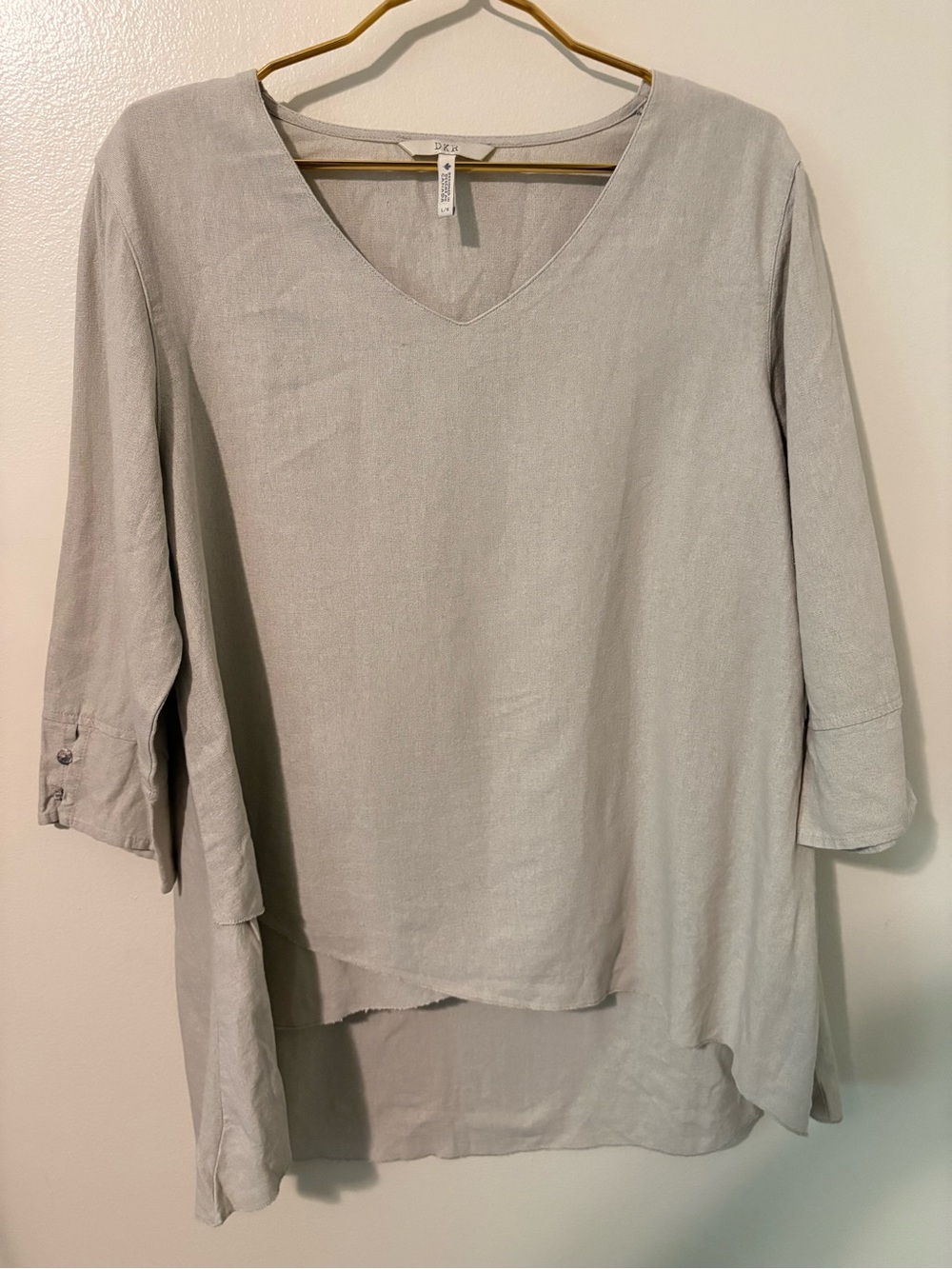 DKR Linen Blend Tunic Top Large Short Sleeves Button Detail Vacation